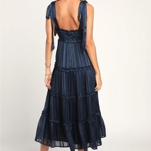 Navy Blue Lulu’s formal dress size Medium